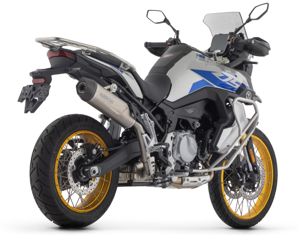 SILENCIEUX ARROW INDY RACE EVO ALU NOIR "DARK" EMBOUT CARBONE HOMOLOGUÉ VOGE VALICO 900 DSX 2024 / RA72654AKN