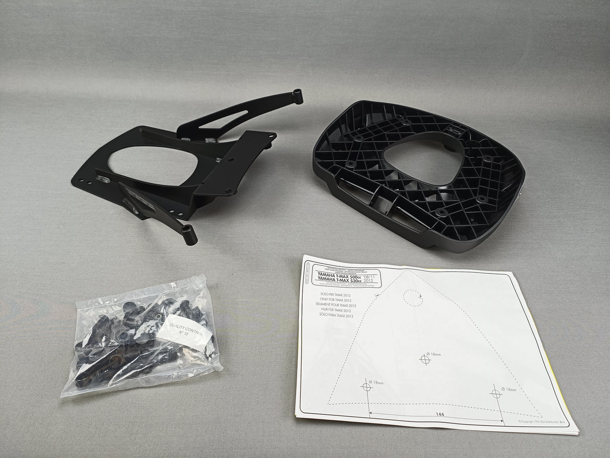 SUPPORT TOP CASE T-MAX 500 ET T-MAX 530 GIVI MONOLOCK / RGSR20132M