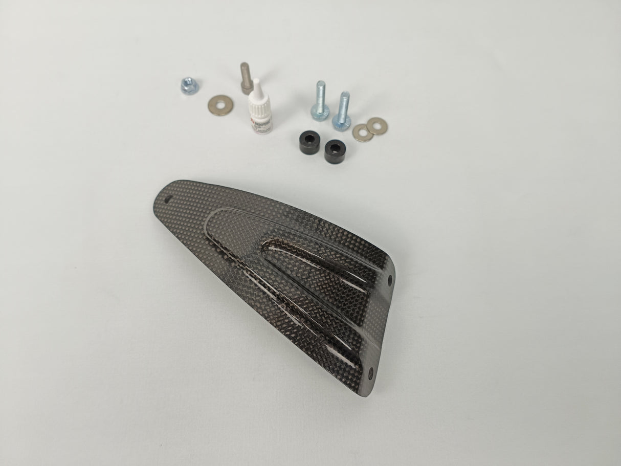 PATTE DE SILENCIEUX AKRAPOVIC CARBONE APRILIA RSV4-TUONO / 606314M OU P-MBA10R7