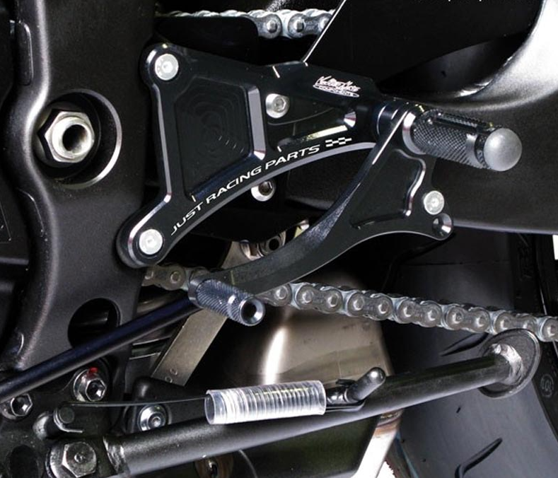 COMMANDES RECULÉES KAWASAKI ZX9R 1998 À 2003 EN ALUMINIUM FIXE HOMOLOGUÉES FFM ET FIM VALTER-MOTO / RVPEK006NT10_A00