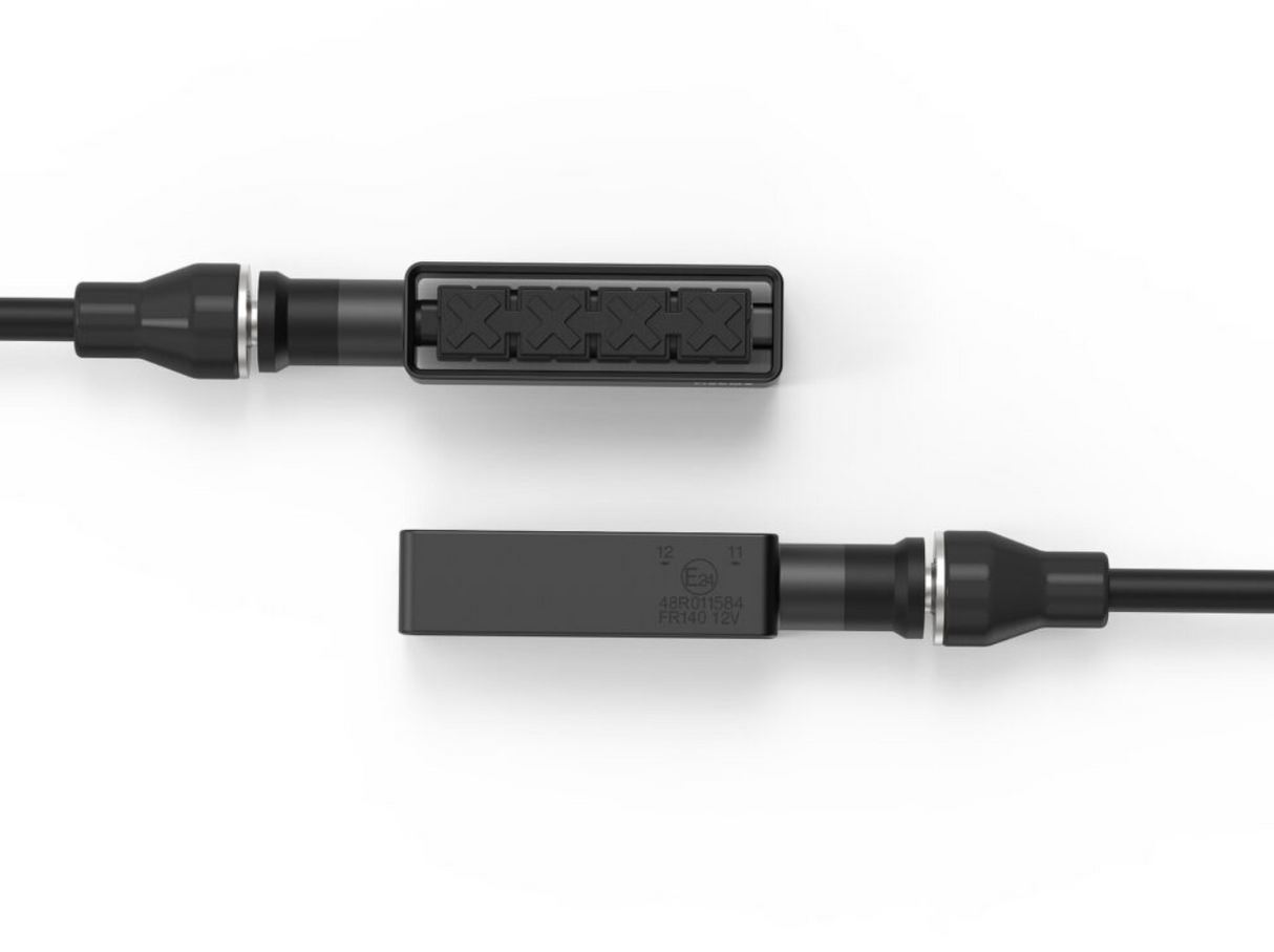 PAIRE DE CLIGNOTANTS LEDS SÉQUENTIELS RIZOMA LAYER 3 + FEUX DE POSITION + FEUX STOP HOMOLOGUÉS ANODISÉS NOIR / RRTS145B