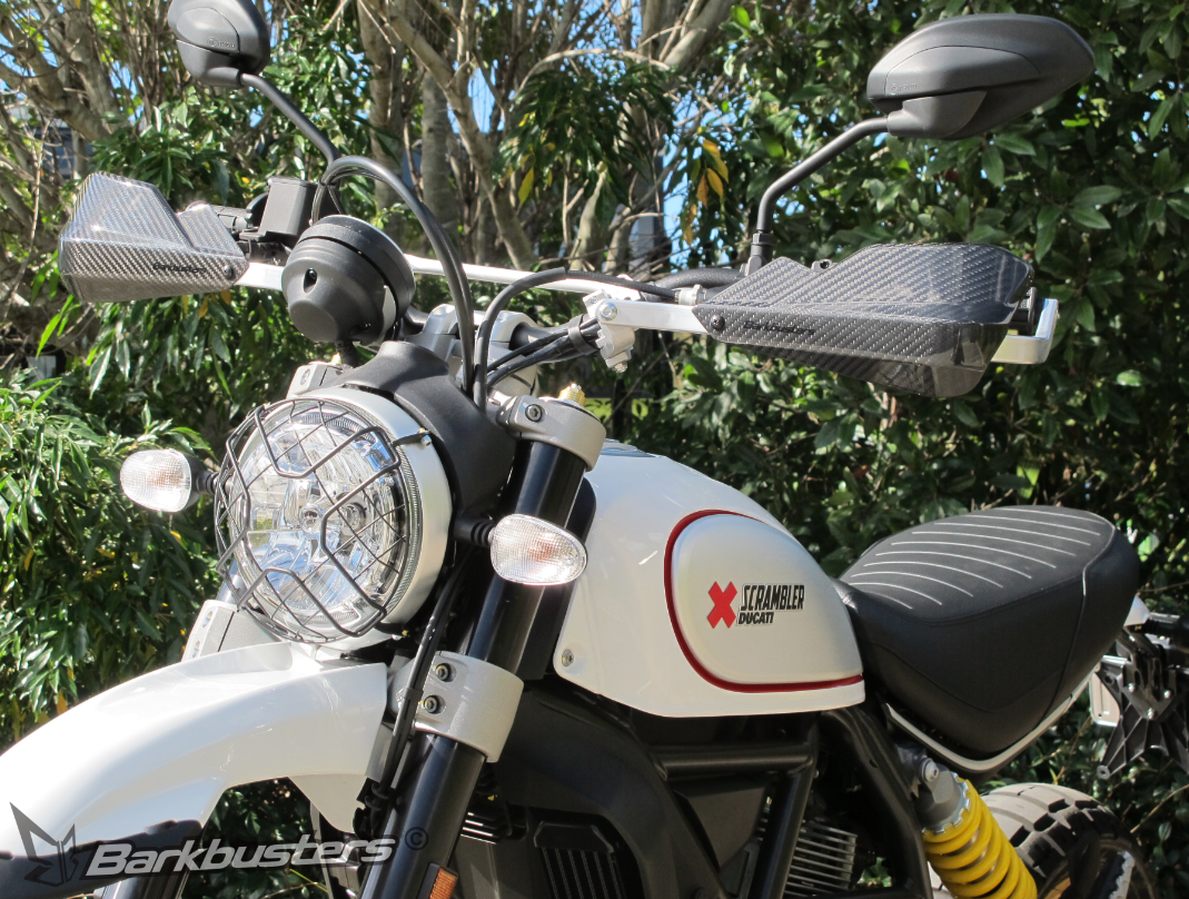 KIT DE MONTAGE PROTÈGE-MAINS BARKBUSTERS NOIR SCRAMBLER 800 ET 1100 DUCATI / BHG-067-00-BK