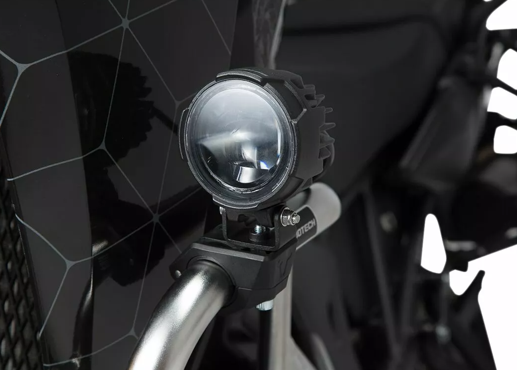 SUPPORTS POUR FEUX LONGUE PORTÉE OU ANTIBROUILLARD SW-MOTECH EVO / RSNSW0000413000B