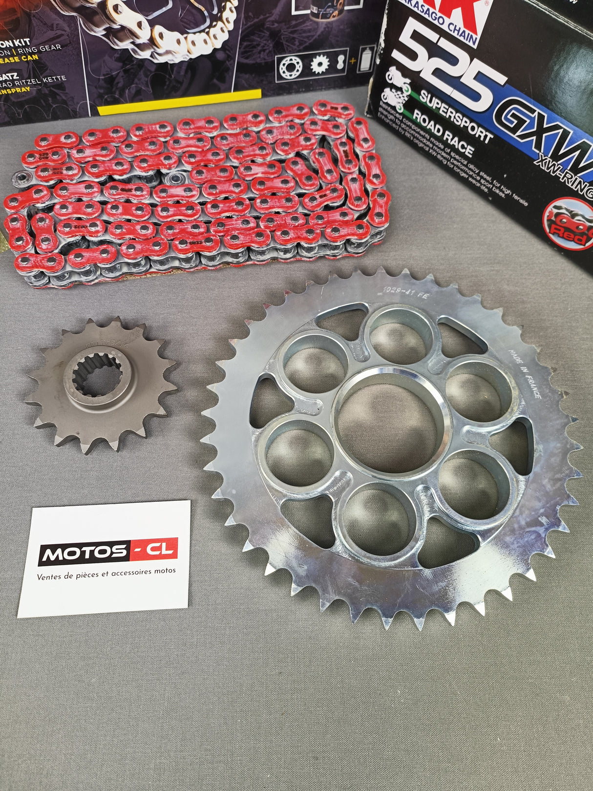 KIT CHAINE 16X41 AVEC CHAINE RK ROUGE ULTRA RENFORCÉE PANIGALE V4 et V4S DUCATI 2018-2024 FRANCE ÉQUIPEMENT / 179750.172