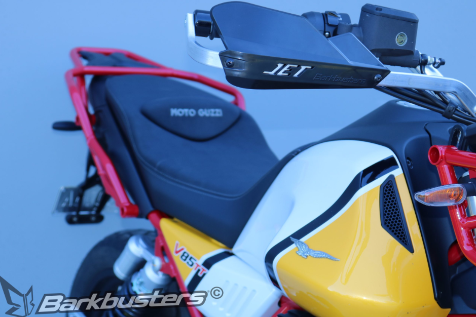 KIT DE MONTAGE PROTÈGE-MAINS BARKBUSTERS V85TT ET V85TT TRAVEL MOTO GUZZI / BHG-088-00-NP