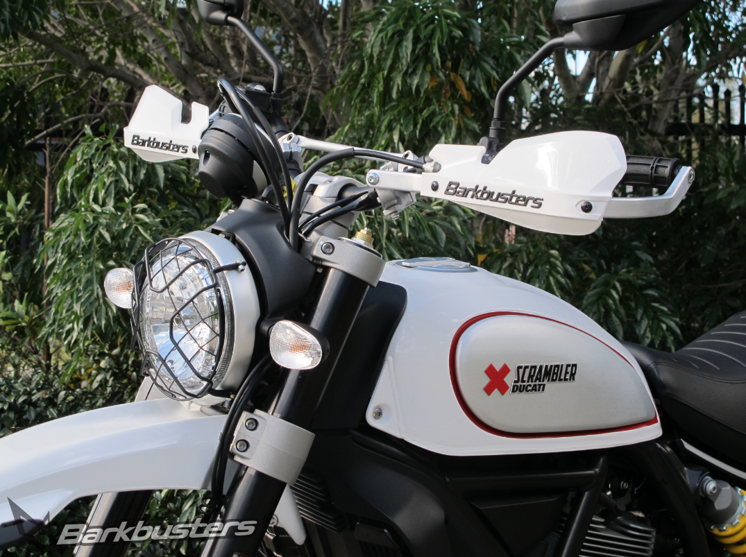 KIT DE MONTAGE PROTÈGE-MAINS BARKBUSTERS NOIR SCRAMBLER 800 ET 1100 DUCATI / BHG-067-00-BK