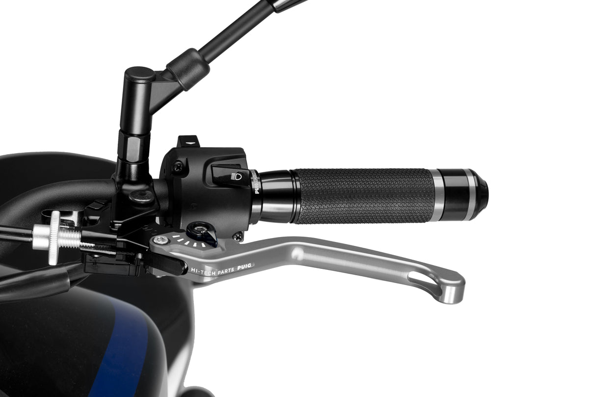 LEVIER D'EMBRAYAGE PUIG 3.0 EN ALUMINIUM TAILLÉ MASSE LONG ALU-NOIR MONTE SUR ADAPTATEUR PUIG / RP220PN