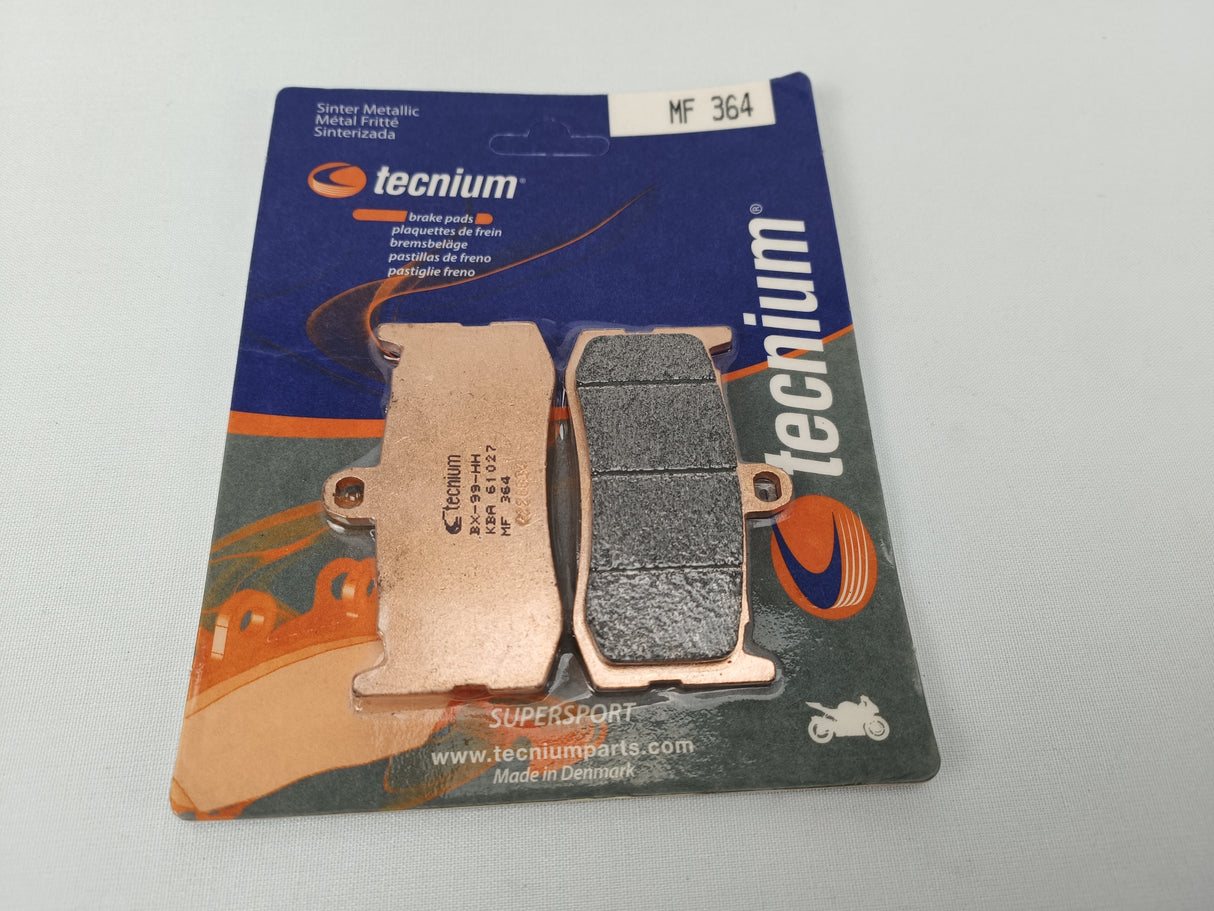 PLAQUETTES DE FREIN AVANT TECNIUM PERFORMANCE-MÉTAL FRITTÉ POUR DAYTONA 675 ABS 2013 À 2017 ET DAYTONA 675 2009 À 2012 TRIUMPH / MF364