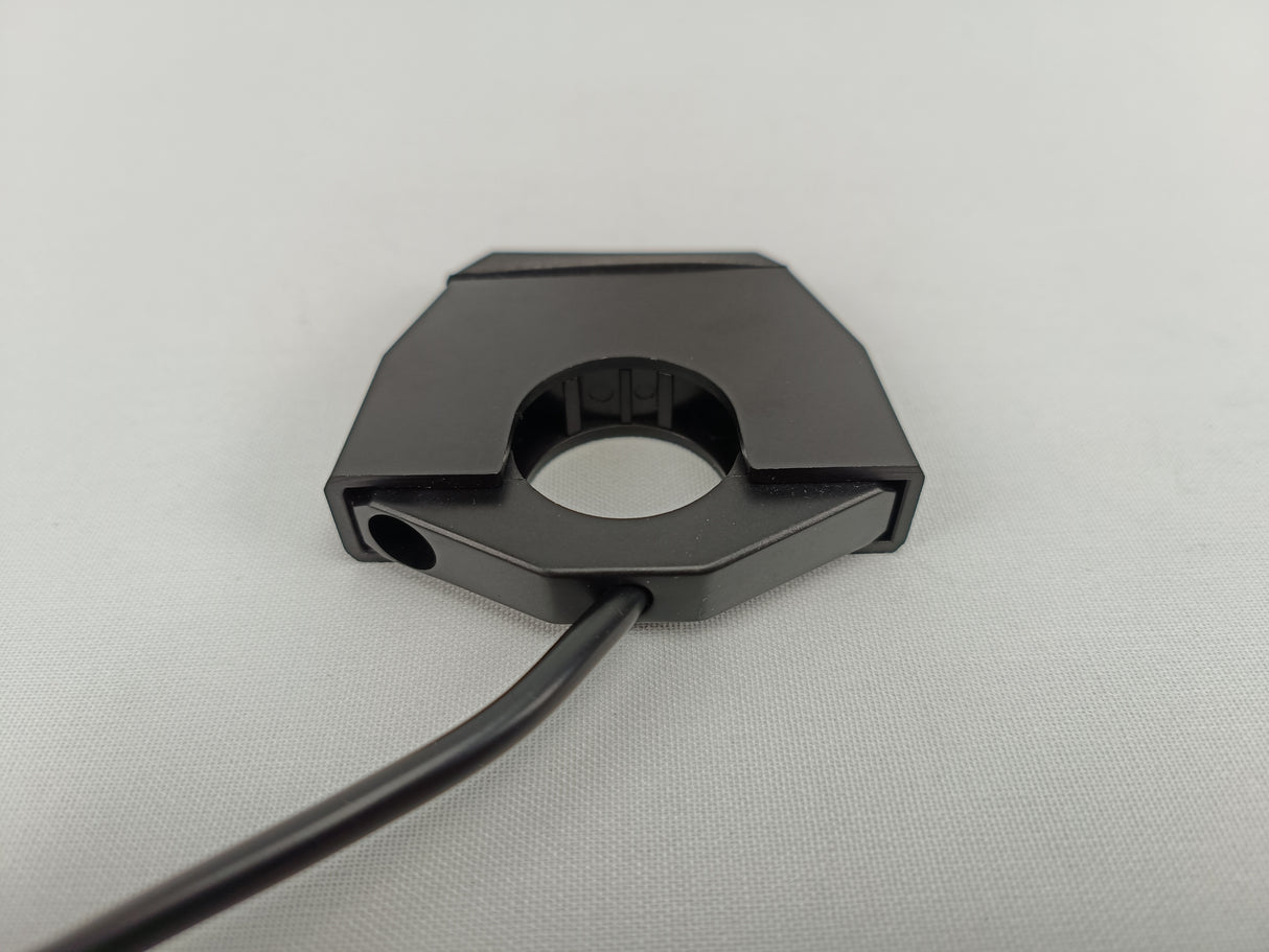 PRISE ALIMENTATION DOUBLE USB SLIM 12V FIXATION GUIDON Ø22MM À Ø25,4MM DAYTONA / RD89372