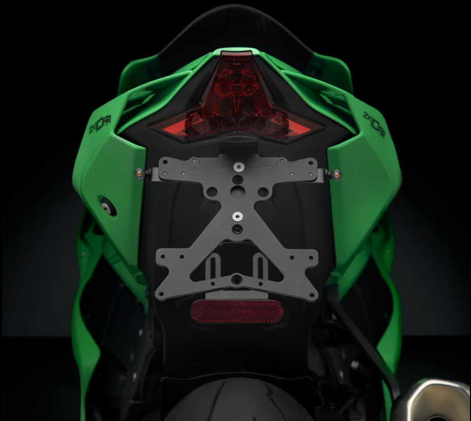 SUPPORT DE PLAQUE KAWASAKI ZX-10R 2021 À 2025 ET ZX-10RR 2017 Á 2023-2025 HOMOLOGUÉ RIZOMA / RRPT326B