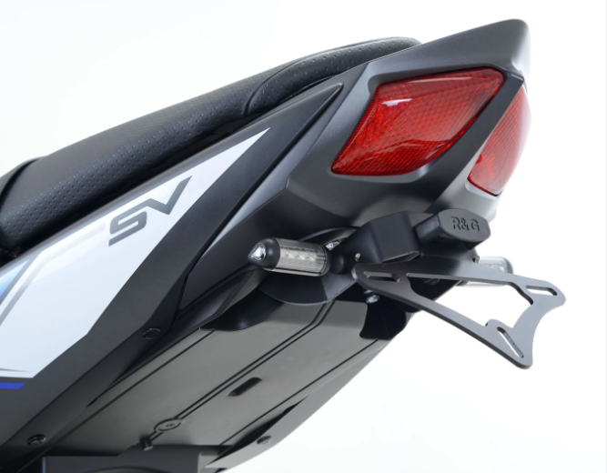 SUPPORT DE PLAQUE SUZUKI SV 650 2017 À 2025-SV650X 2018 À 2024 R&G RACING / RRLP0200BK