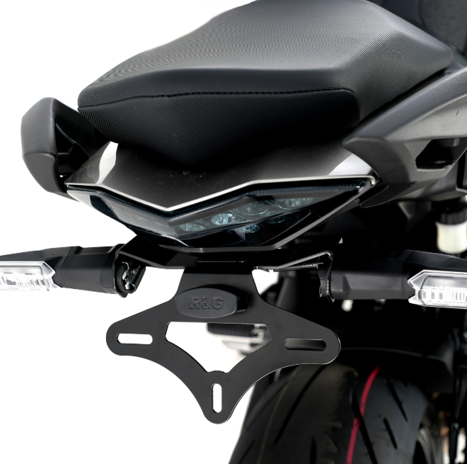 SUPPORT DE PLAQUE KAWASAKI NINJA 1000SX 2020 À 2024 ET NINJA 1100SX 2025 R&G RACING / RRLP0289BK