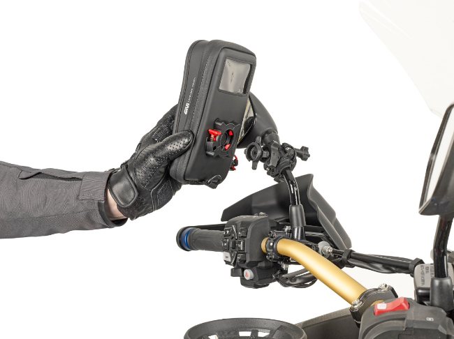 SACOCHE DE TÉLÉPHONE UNIVERSELLE TAILLE XL AVEC FIXATION POUR MOTO SCOOTER QUAD VÉLO GIVI / RGS958B