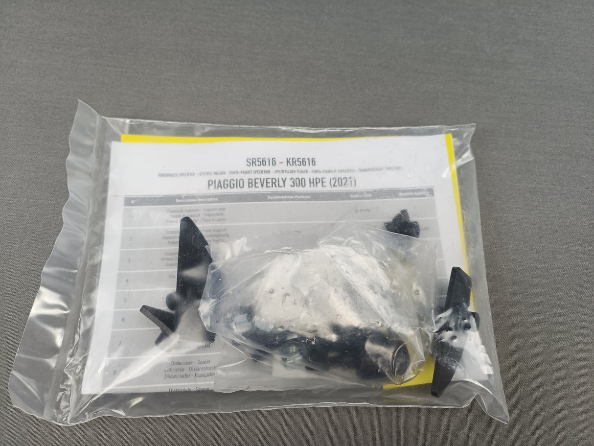 SUPPORT TOP CASE GIVI BEVERLY 300 400 HPE 2021 À 2024 PIAGGIO / RGSR5616