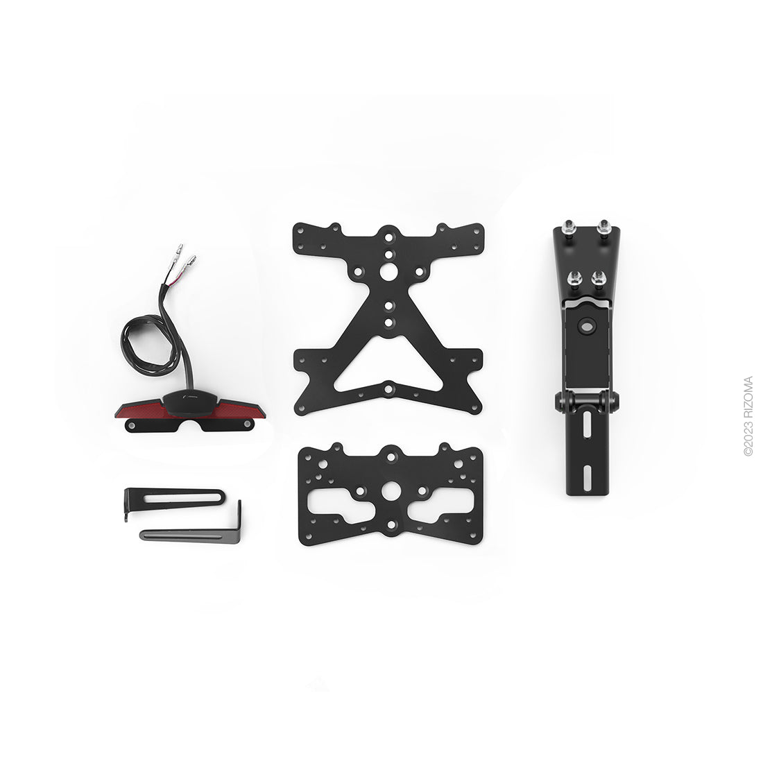 SUPPORT DE PLAQUE HONDA CB750 HORNET 2023 À 2025 HOMOLOGUÉ RIZOMA / RRPT123B