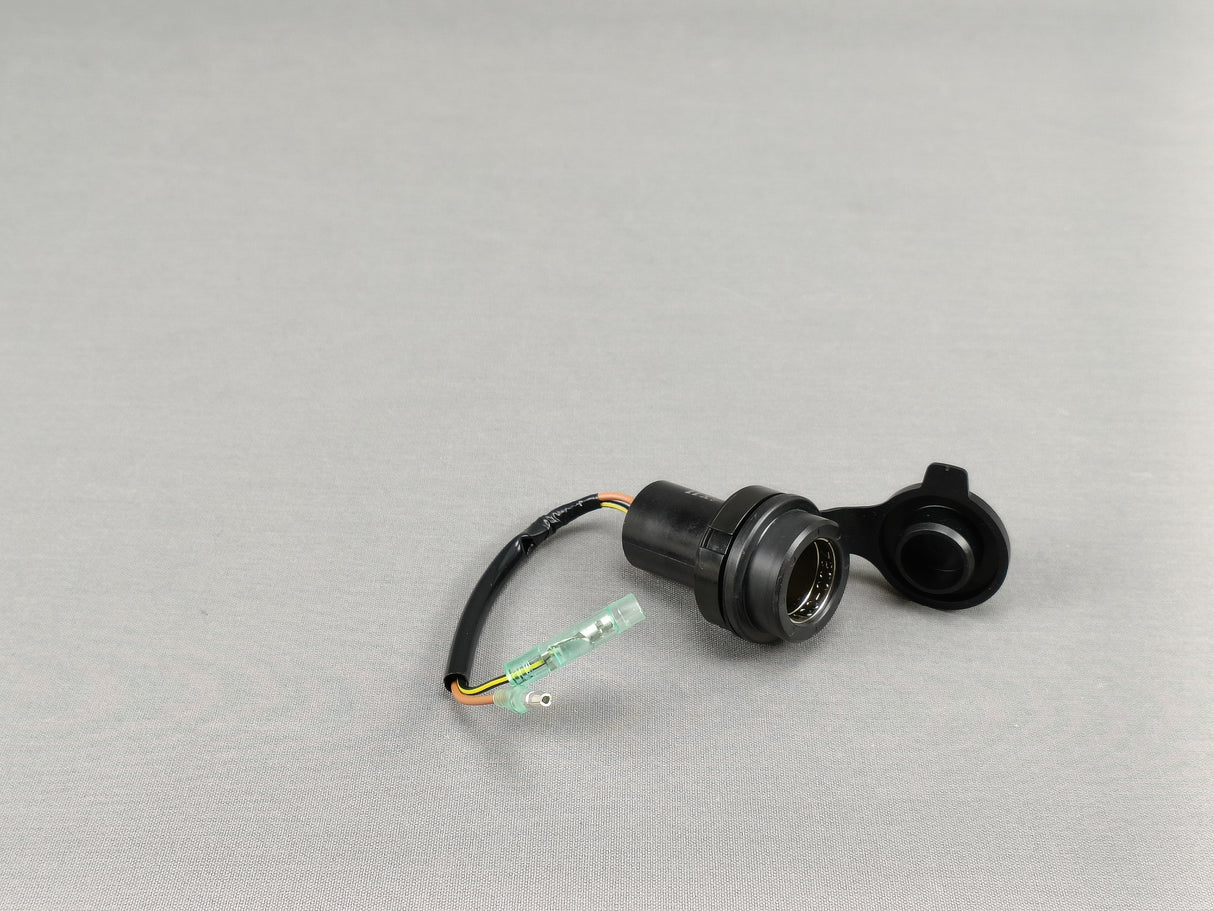 PRISE USB KAWASAKI OEM POUR VULCAN-S / 999940541