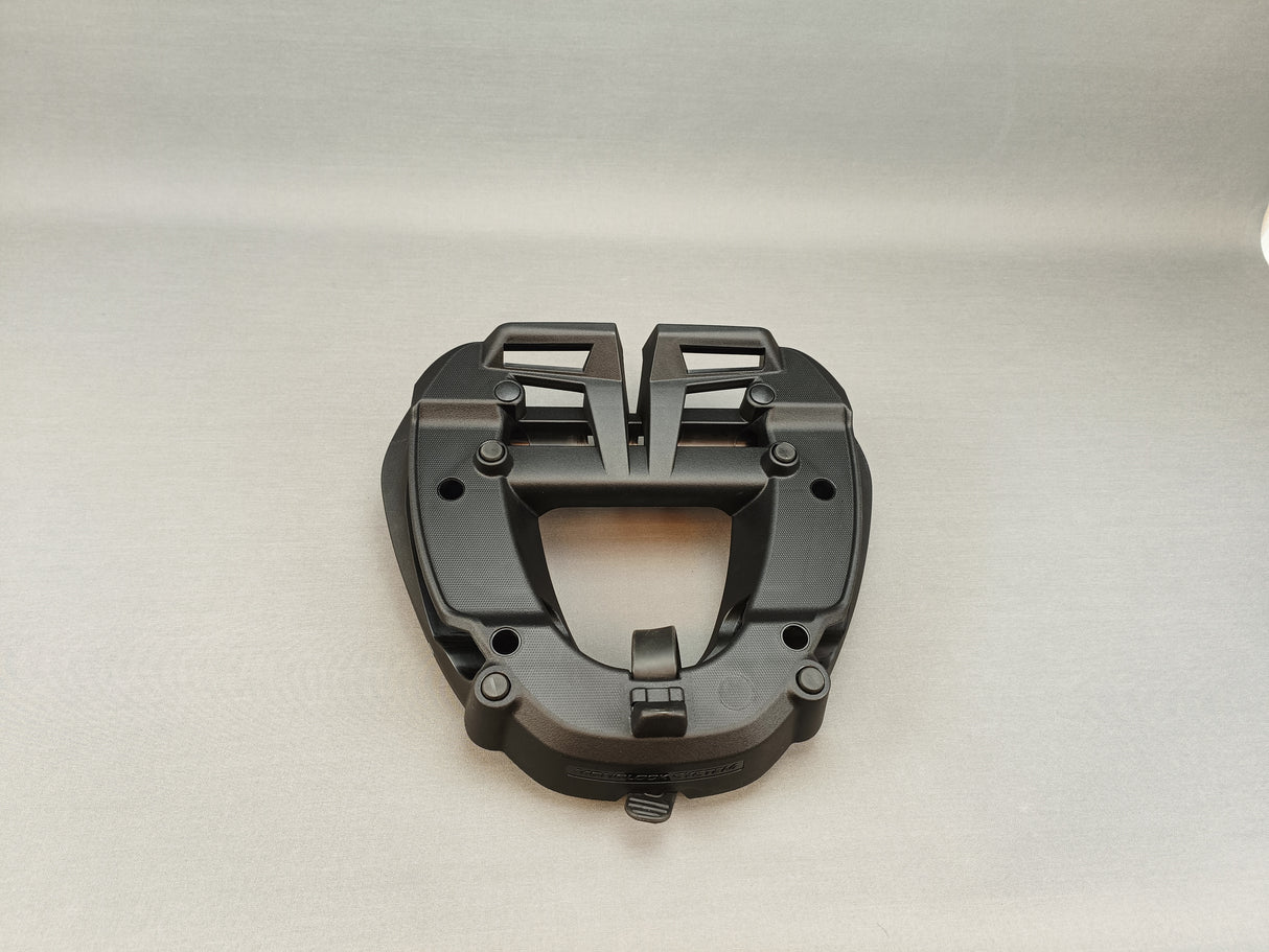 PLATINE GIVI MONOLOCK M6M AVEC SUPPORT ANTI-VOL / RGM6M