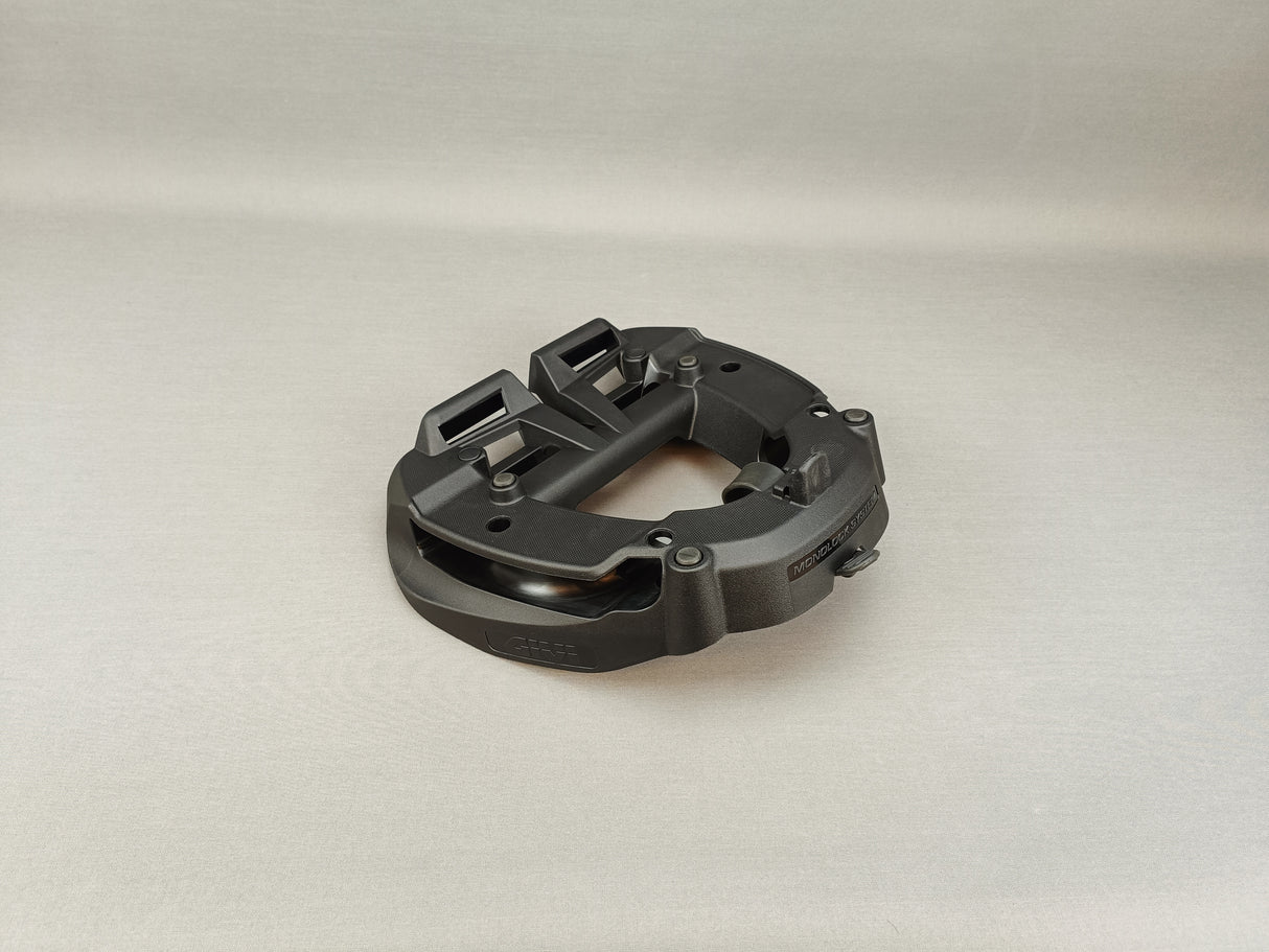 PLATINE GIVI MONOLOCK M6M AVEC SUPPORT ANTI-VOL / RGM6M