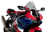 BULLE CBR1000RR-R ET CBR-1000RR-R SP HONDA 2020-2024 DOUBLE COURBURE R-RACER +7CM HOMOLOGUÉ FUMÉ CLAIR "GRIS" PUIG / RP20314H