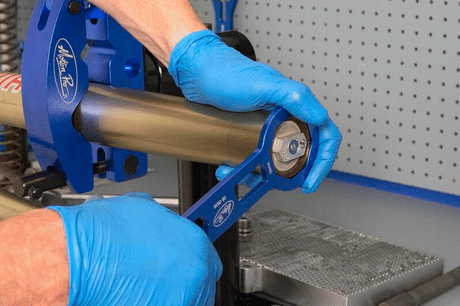 CLÉ POUR BOUCHON DE FOURCHE 46MM ET 50MM MOTION PRO / RM08-0656