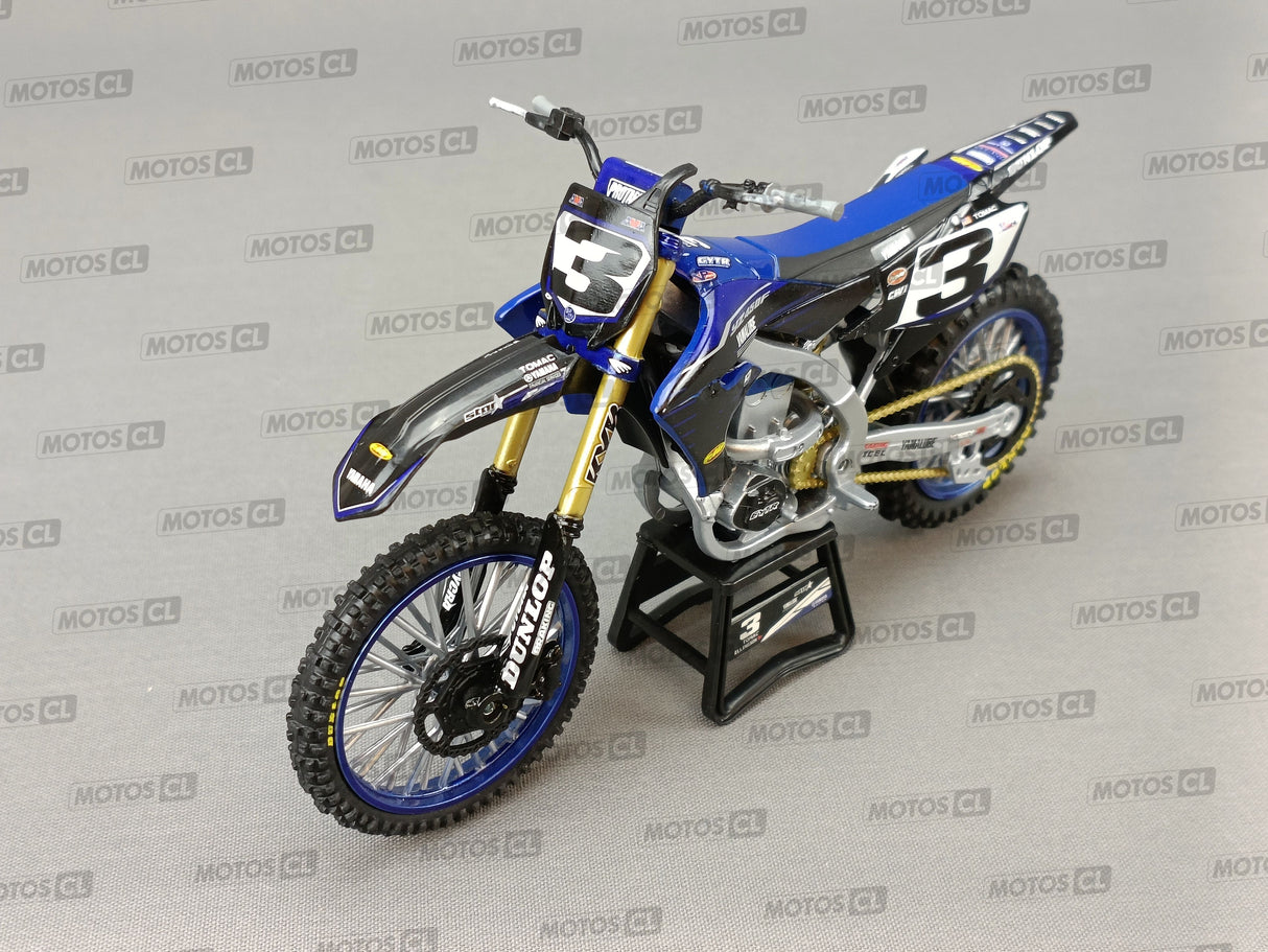 MINIATURE MOTOCROSS YAMAHA STAR RACING TEAM YZF450 N°3 ELI TOMAC 1/12ÈME / RN085-58323