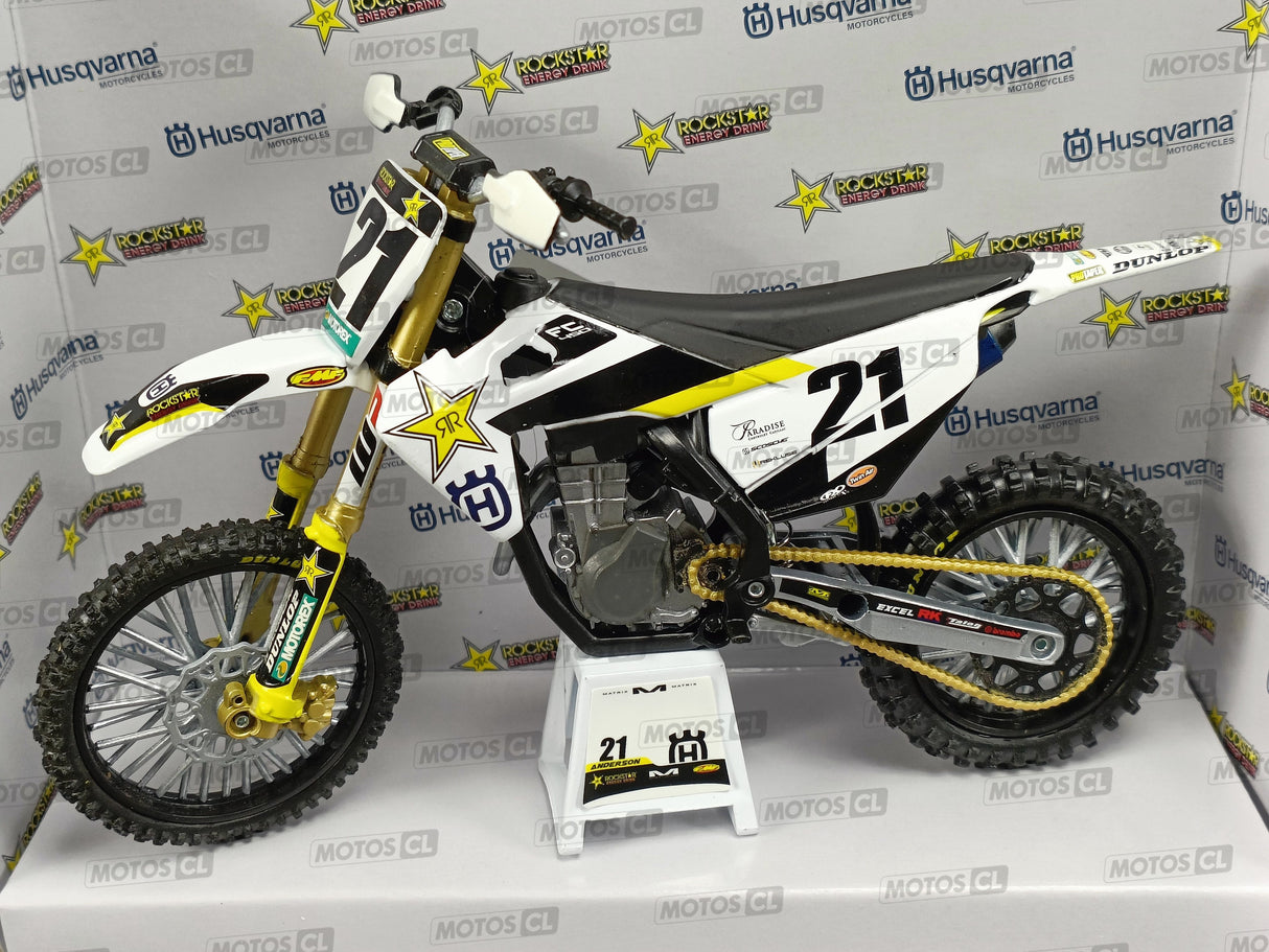 MINIATURE MOTOCROSS HUSQVARNA FC450 ROCKSTAR N°21 JASON ANDERSON 1/12ÈME / RN085-58233