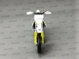 MINIATURE MOTO HUSQVARNA FC450 SUPERMOTARD 1/12ÈME / RN085-58163