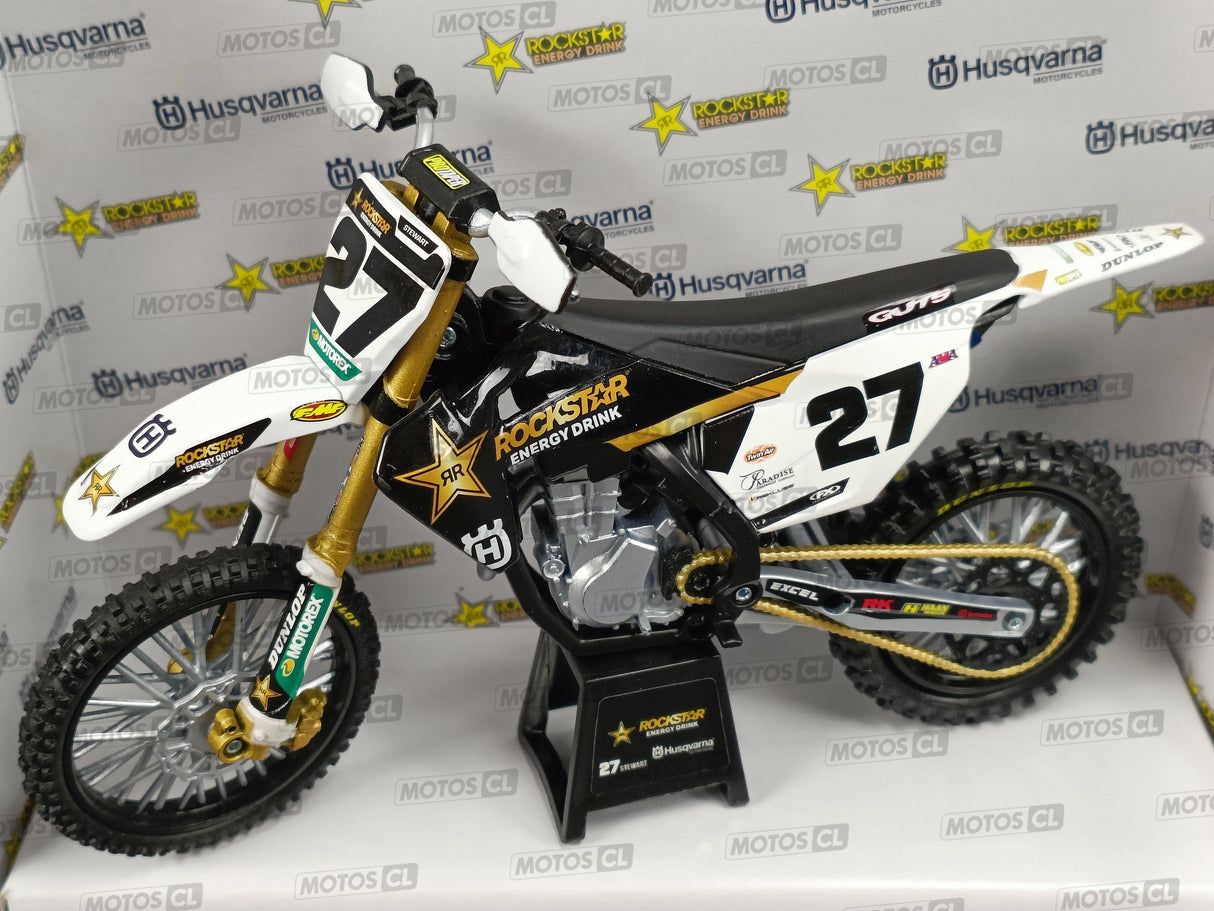 MINIATURE MOTOCROSS HUSQVARNA FC450 ROCKSTAR N°27 MALCOM STEWART 1/12ÈME / RN085-58403