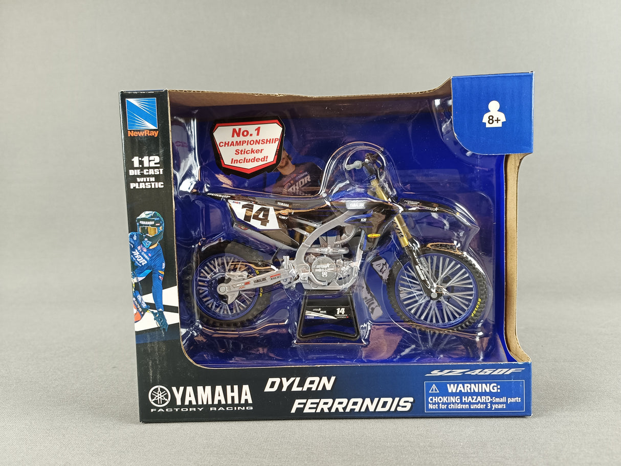 MINIATURE MOTOCROSS YAMAHA STAR RACING TEAM YZF450 N°14 DYLAN FERRANDIS 1/12ÈME / RN085-58333