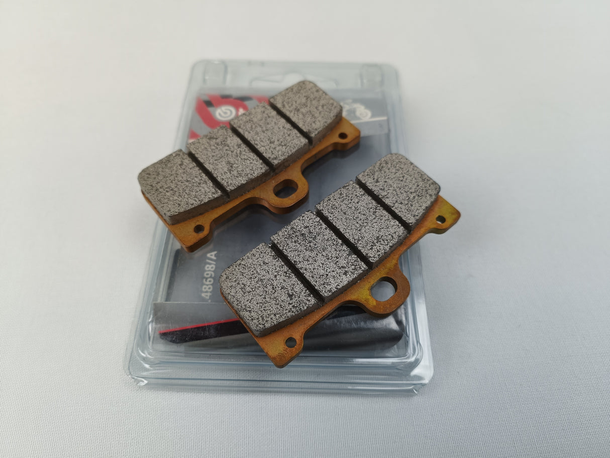 PLAQUETTES DE FREIN AVANT BREMBO Z04 TYPE O VITESSE M029 POUR ÉTRIER MONOBLOC GP4RR ET P4 32-36 USAGE CIRCUIT UNIQUEMENT / M029Z04 107A48602