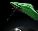 SUPPORT DE PLAQUE KAWASAKI ZX-10R 2021 À 2025 ET ZX-10RR 2017 Á 2023-2025 HOMOLOGUÉ RIZOMA / RRPT326B