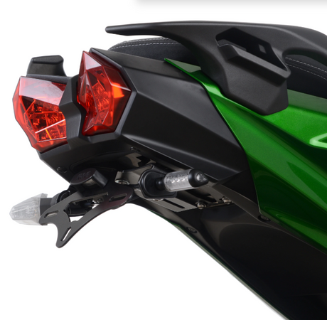SUPPORT DE PLAQUE KAWASAKI NINJA H2 SX 1000 2018 À 2025 R&G RACING / RRLP0247BK