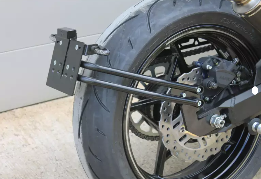 SUPPORT PLAQUE DÉPORTÉ SCRAPER S2 CONCEPT Z900 2017 À 2023 KAWASAKI / W41AK.004