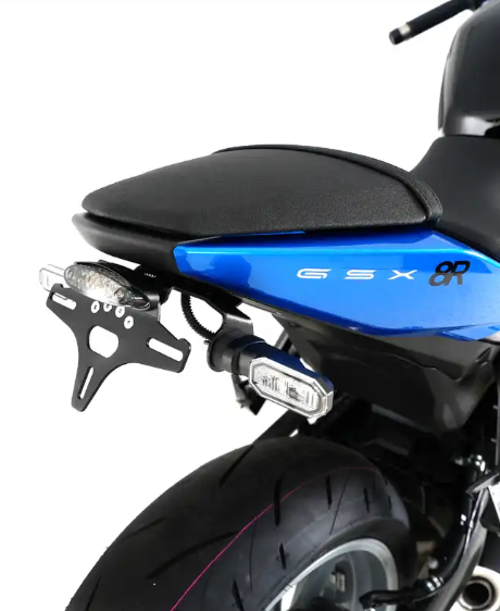 SUPPORT DE PLAQUE SUZUKI GSX-8S 2023 À 2025 ET GSX-8R 2024 À 2025 R&G RACING / RRLP0363BK