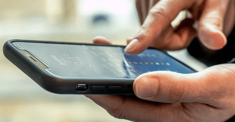 PROTECTION EN VERRE TREMPÉ QUAD LOCK® iPHONE 15 PRO MAX ET 15 PLUS / ANX-GSP-IP15L